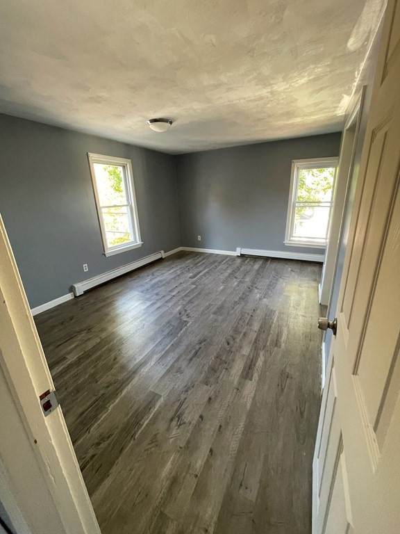 4 Pine St - Photo 1