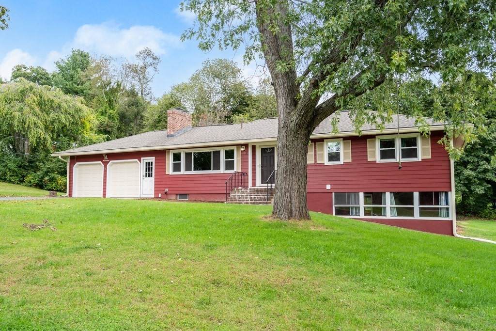 13 Red Coat Rd - Photo 1