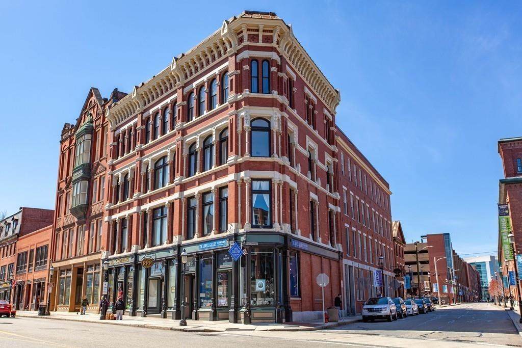 219 Central St - Photo 1