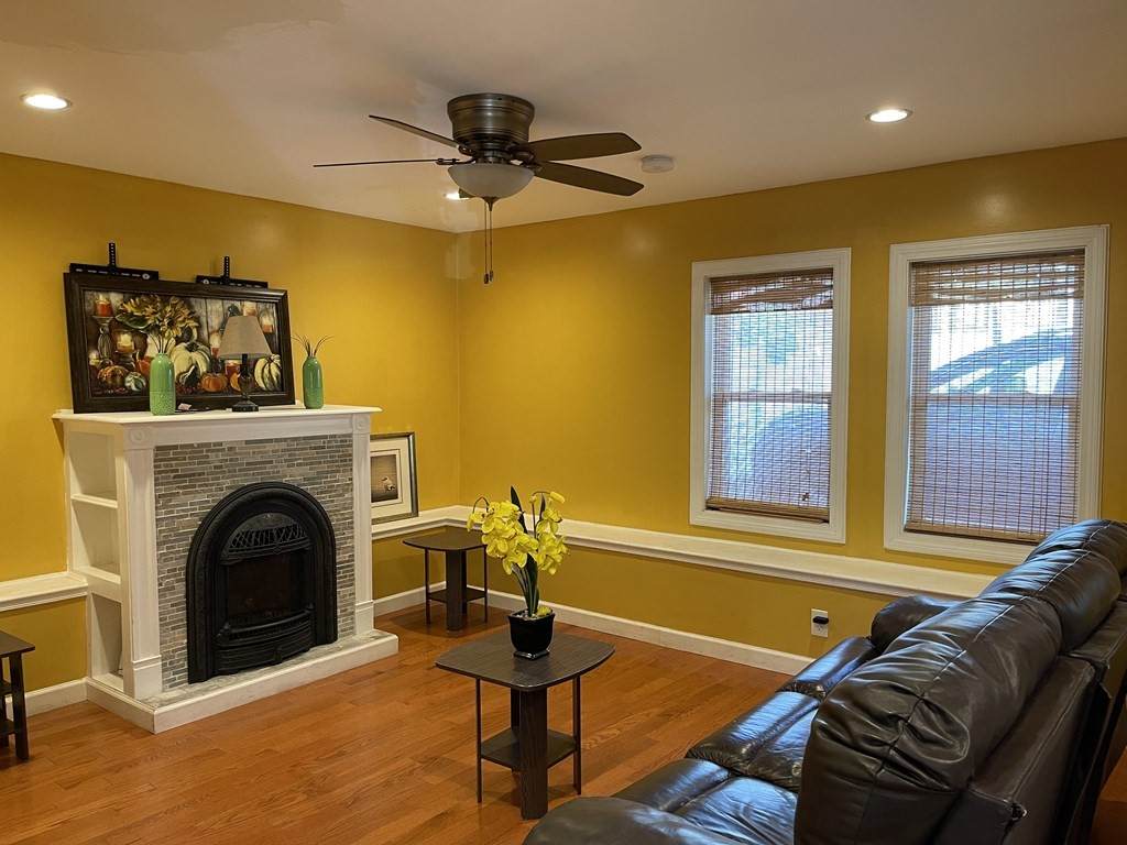 479 Medford St - Photo 1