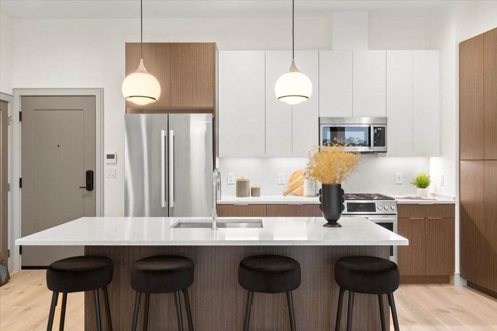 101 North Beacon St - Photo 1