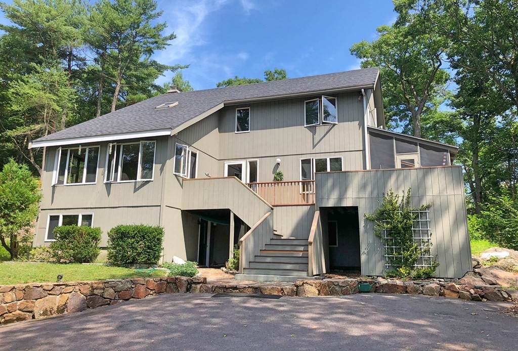 11 Lincoln Ave - Photo 1