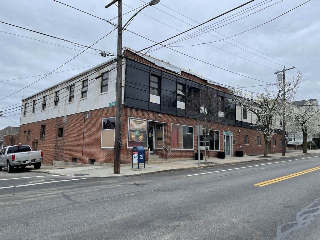 150 Warren Avenue - Photo 1