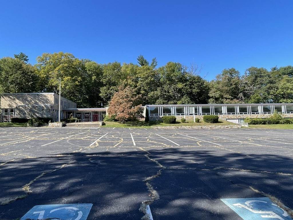176 Sayles Ave - Photo 1