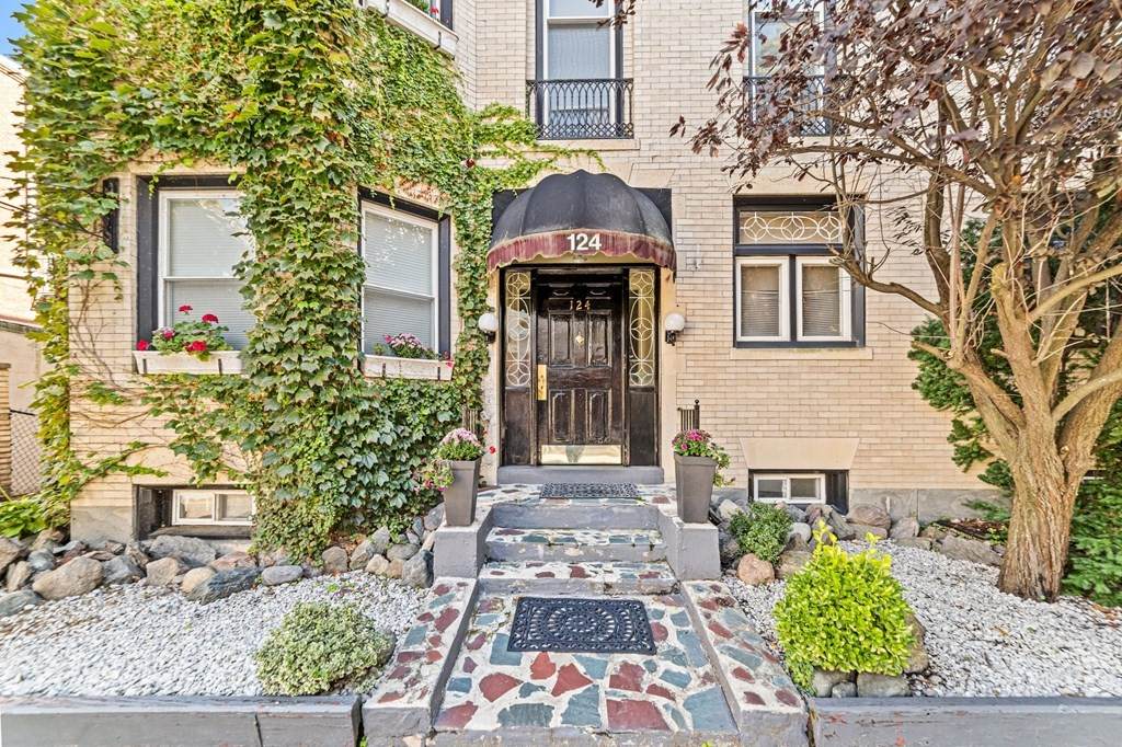 124 Saint Marys Street - Photo 1
