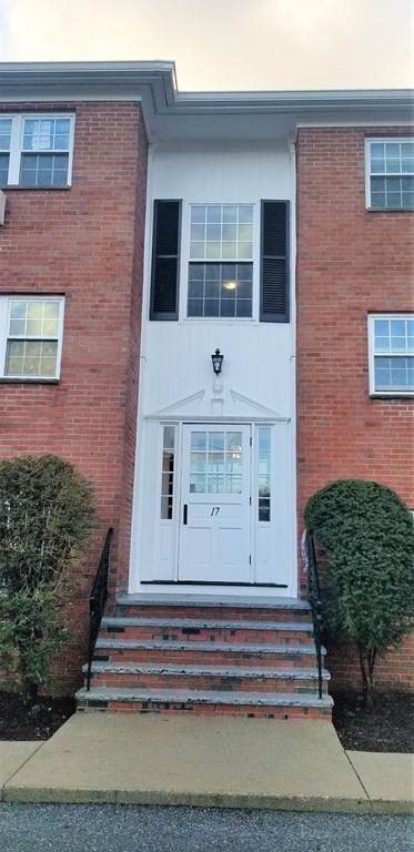 17 Old Colony Lane - Photo 1