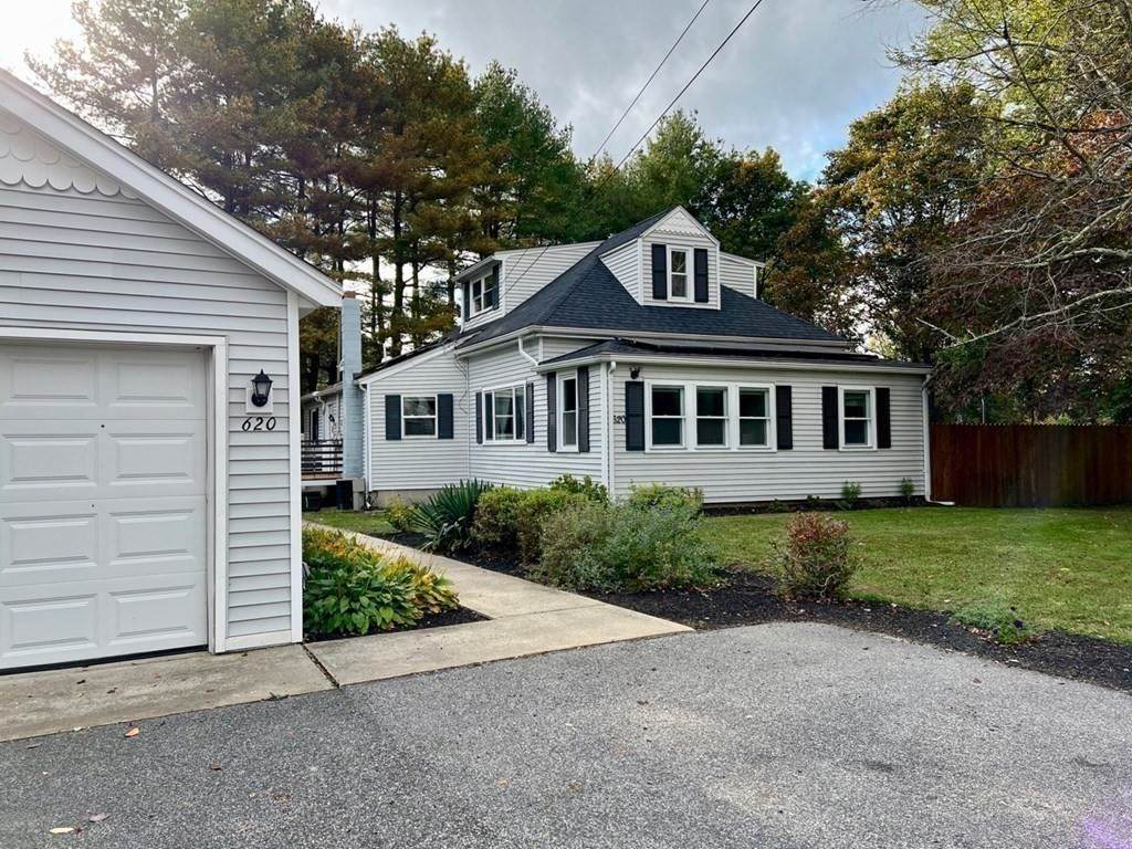 620 Randolph St - Photo 1