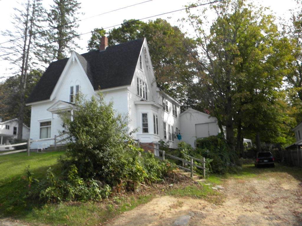 21 Pleasant St - Photo 1