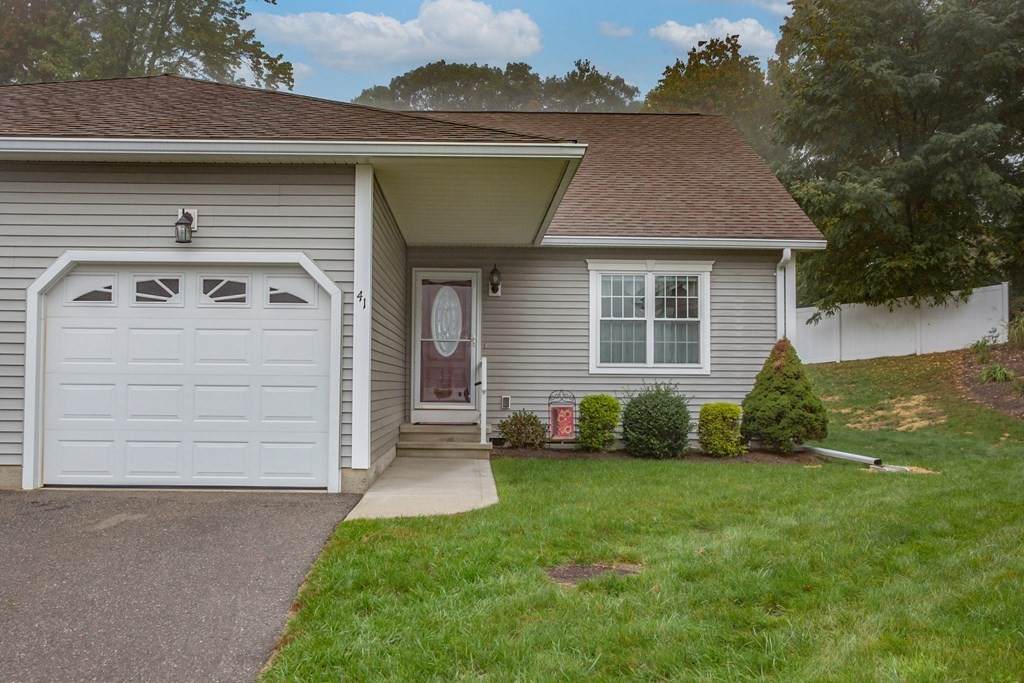 41 Oakhill Circle - Photo 1
