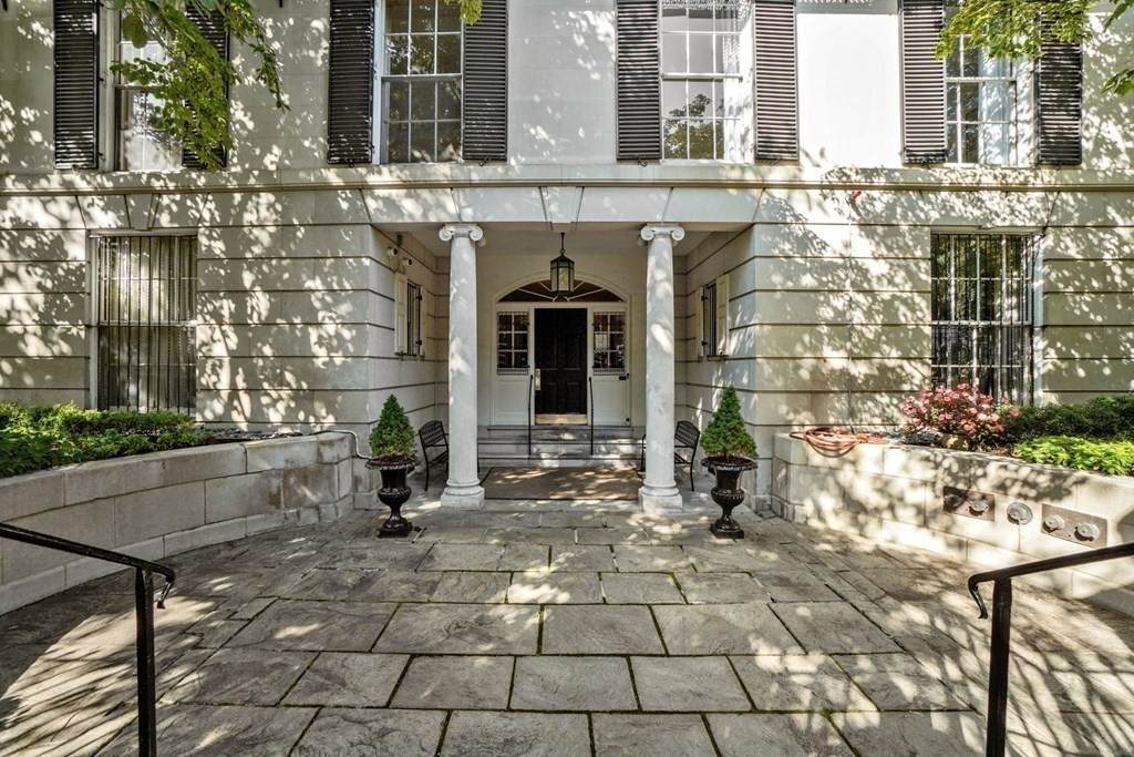 274 Beacon Street - Photo 1