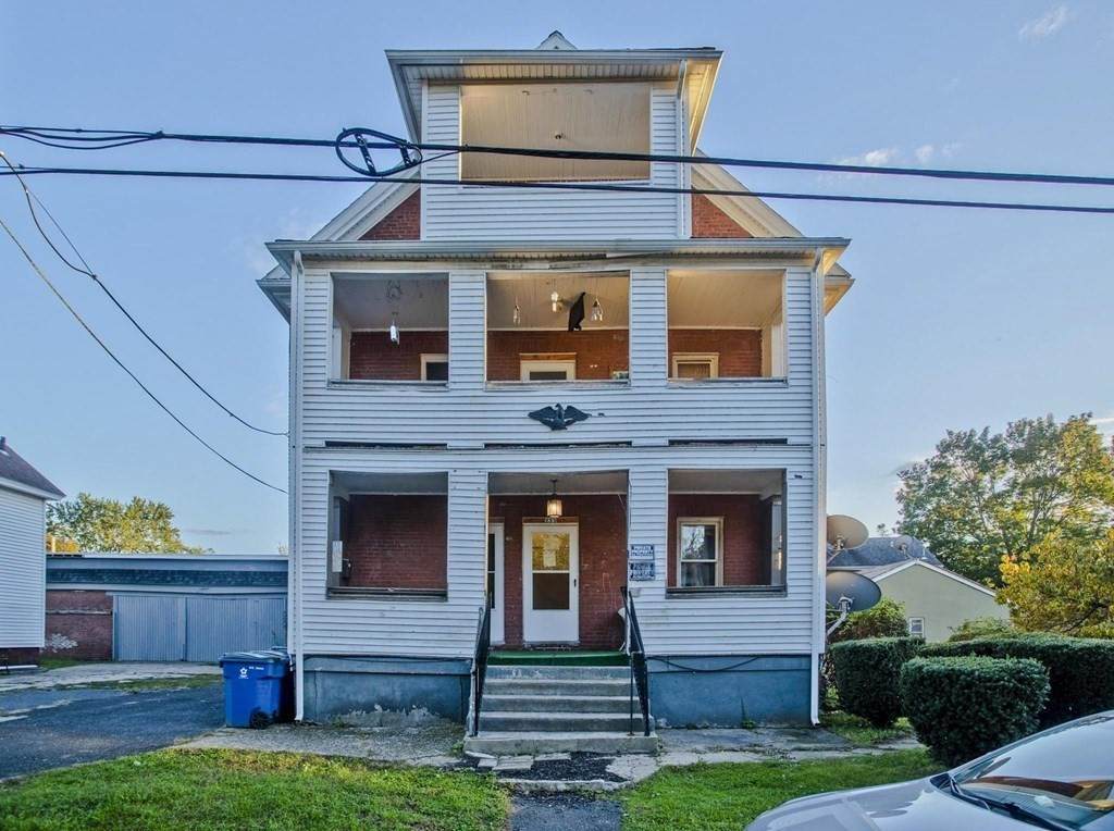 233-235 Centre St - Photo 1