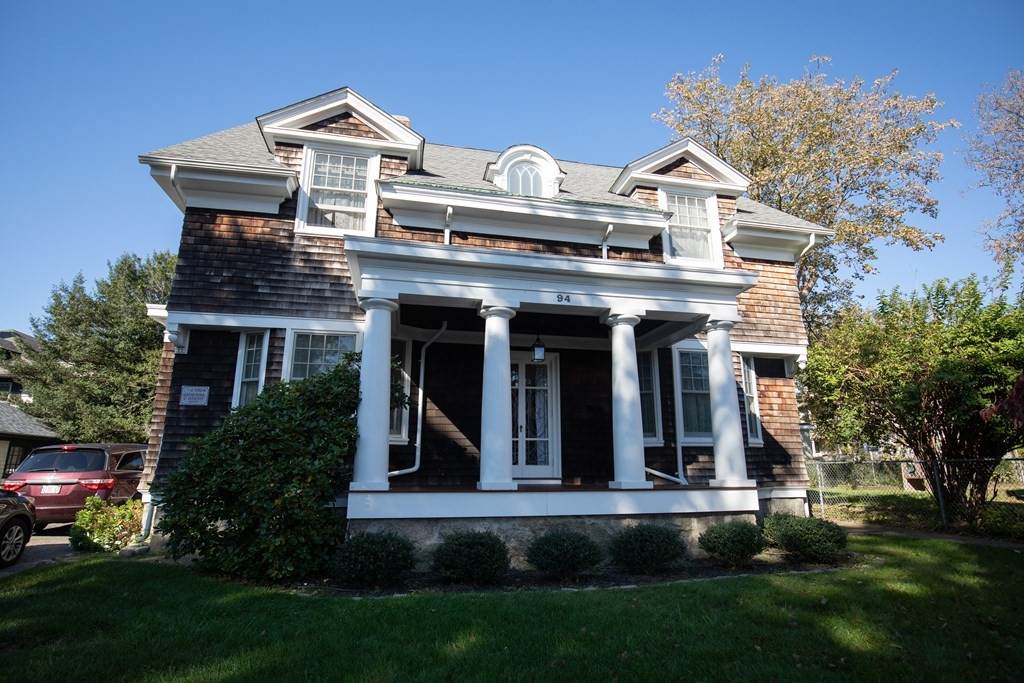 94 Highland Ave - Photo 1