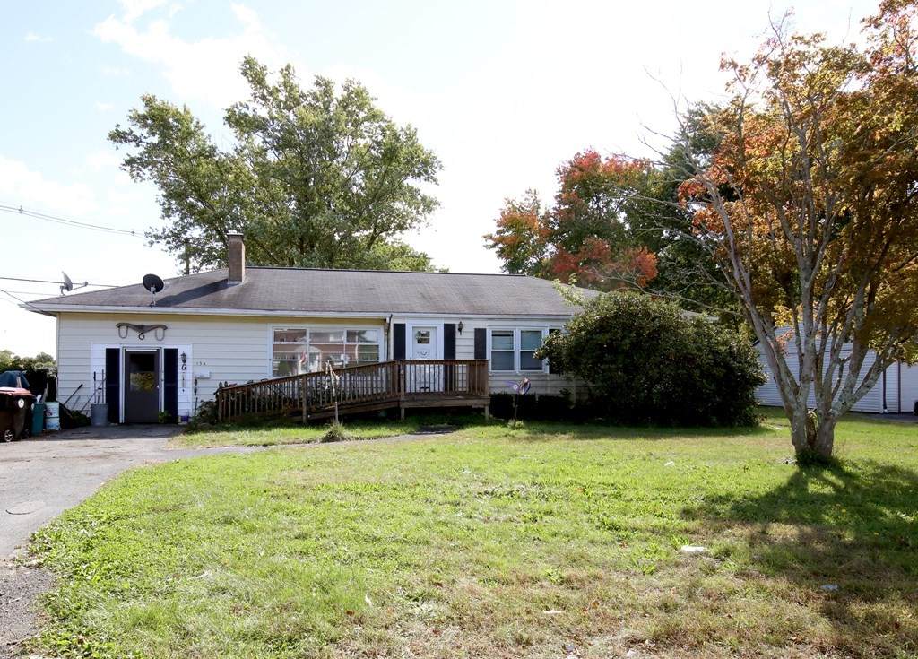 134 Oak Street - Photo 1