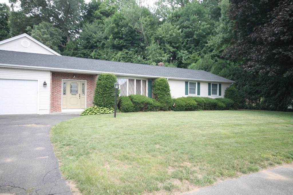 67 Chestnut Ln - Photo 1