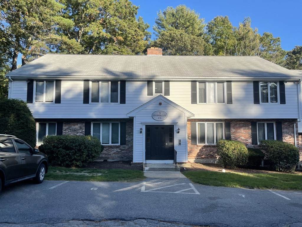5 Pinebrook Ln - Photo 1