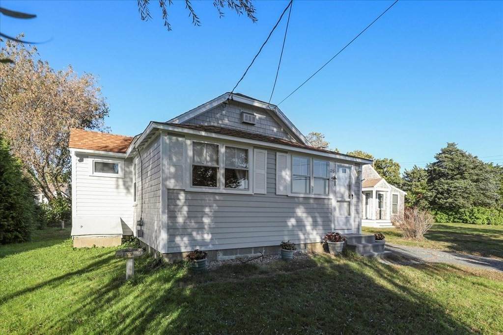 126 Commerce Rd - Photo 1