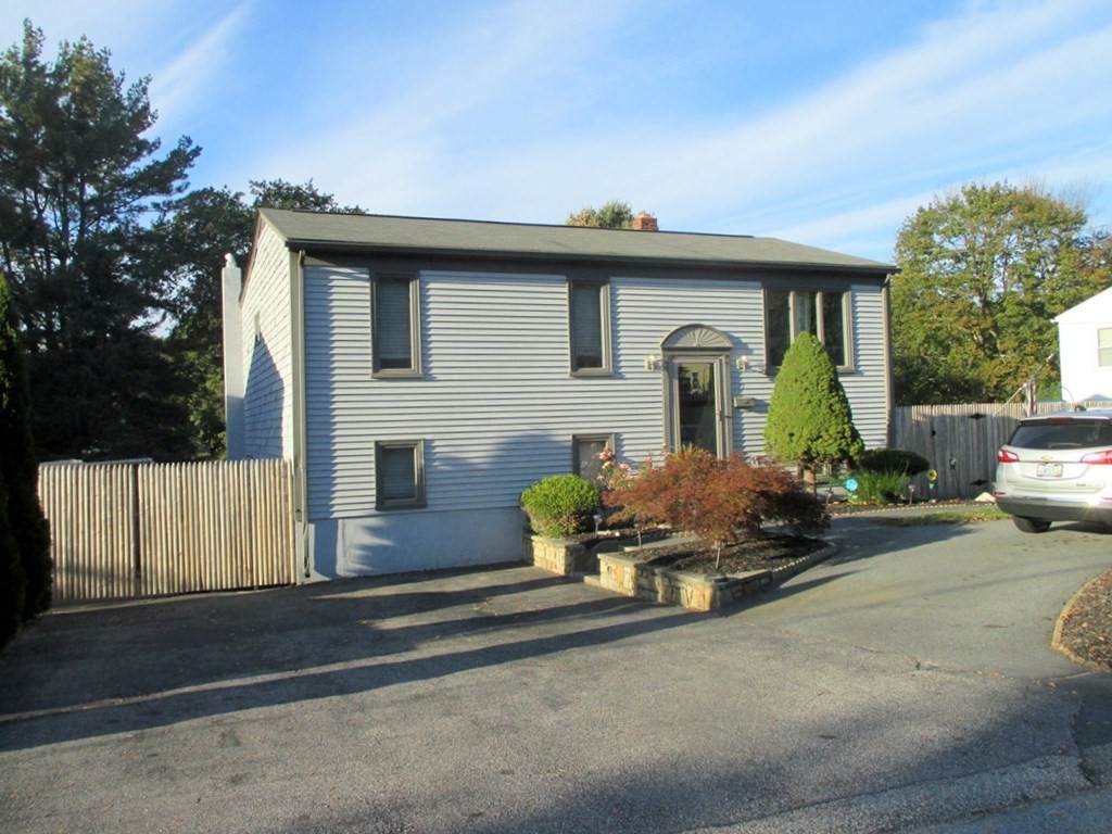 17 Friendship Avenue - Photo 1