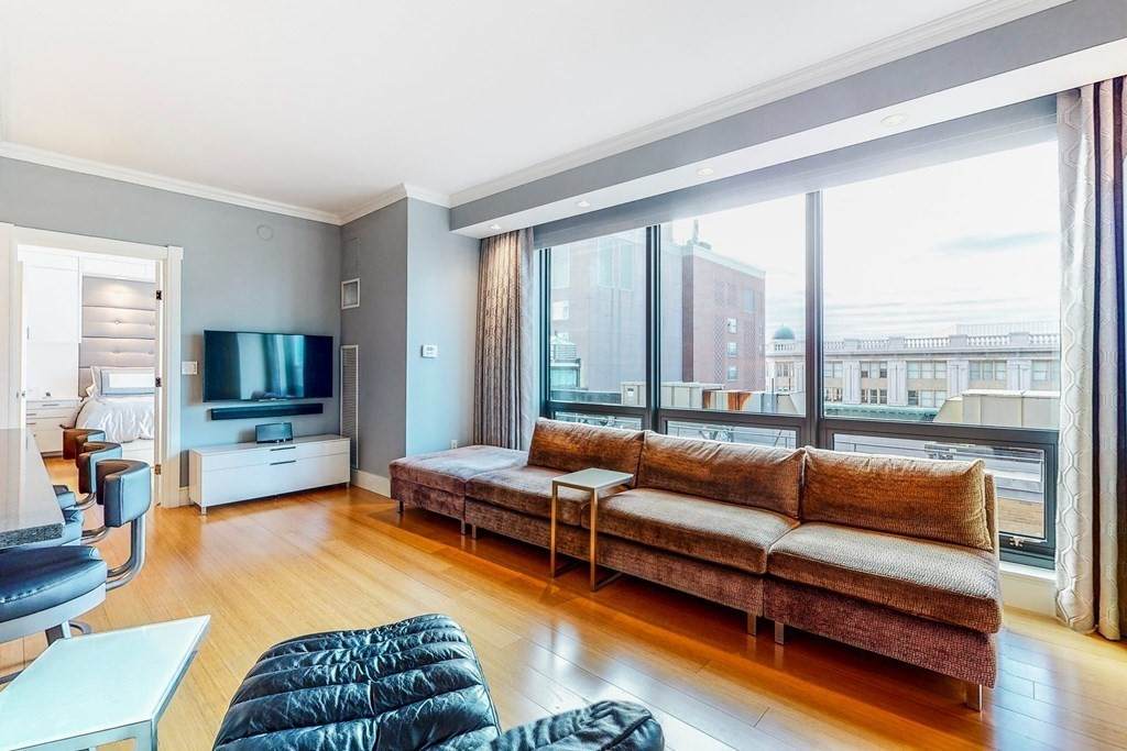 45 Province St - Photo 1