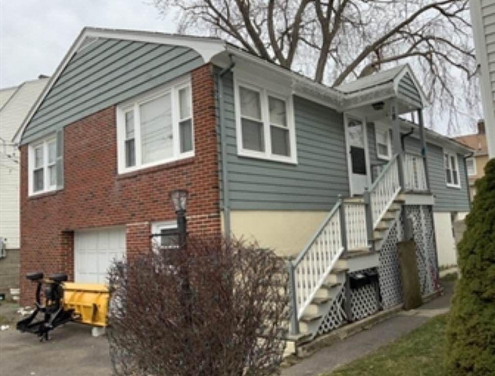 18 Bickford Ave - Photo 1