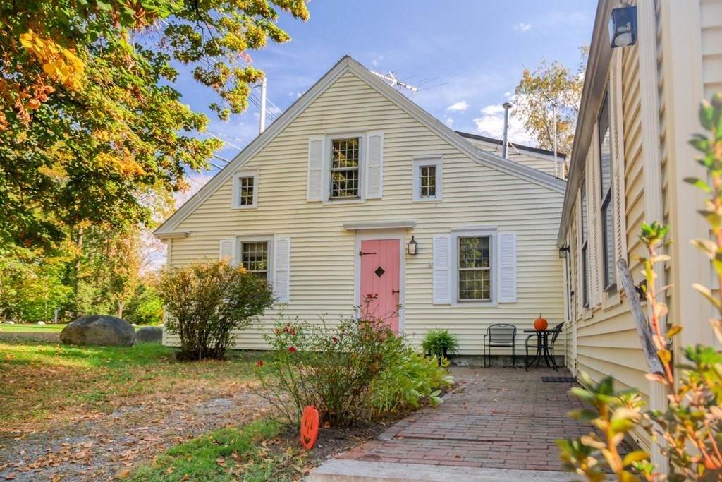 421 Plymouth St - Photo 1