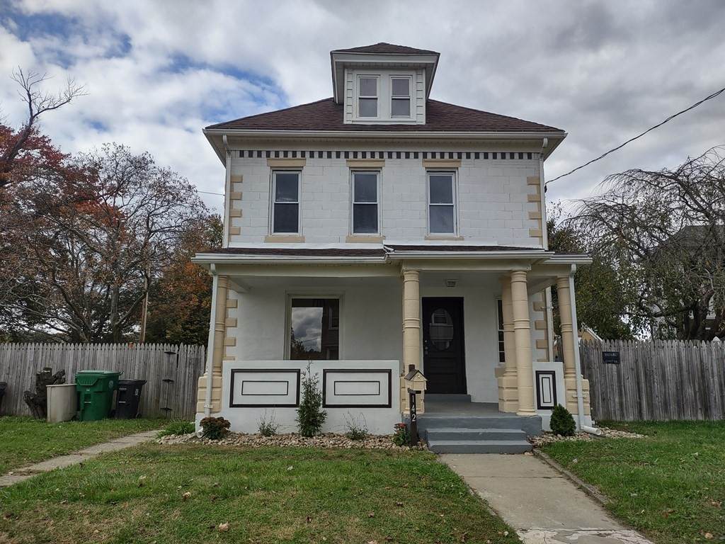 142 Skeele St - Photo 1