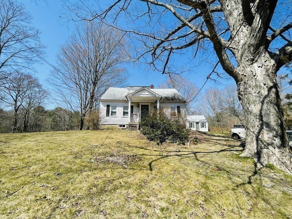 131 Rhode Island Road - Photo 1