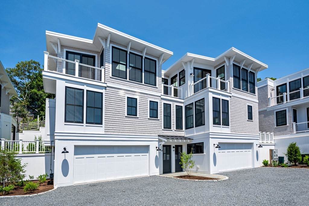 350 Bradford Street - Photo 1