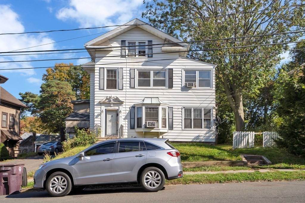 74 Greenwood St - Photo 1