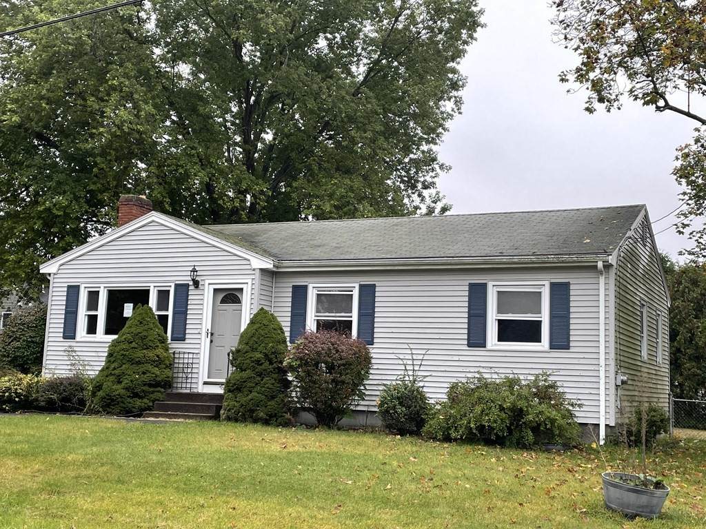 61 Oswego St - Photo 1