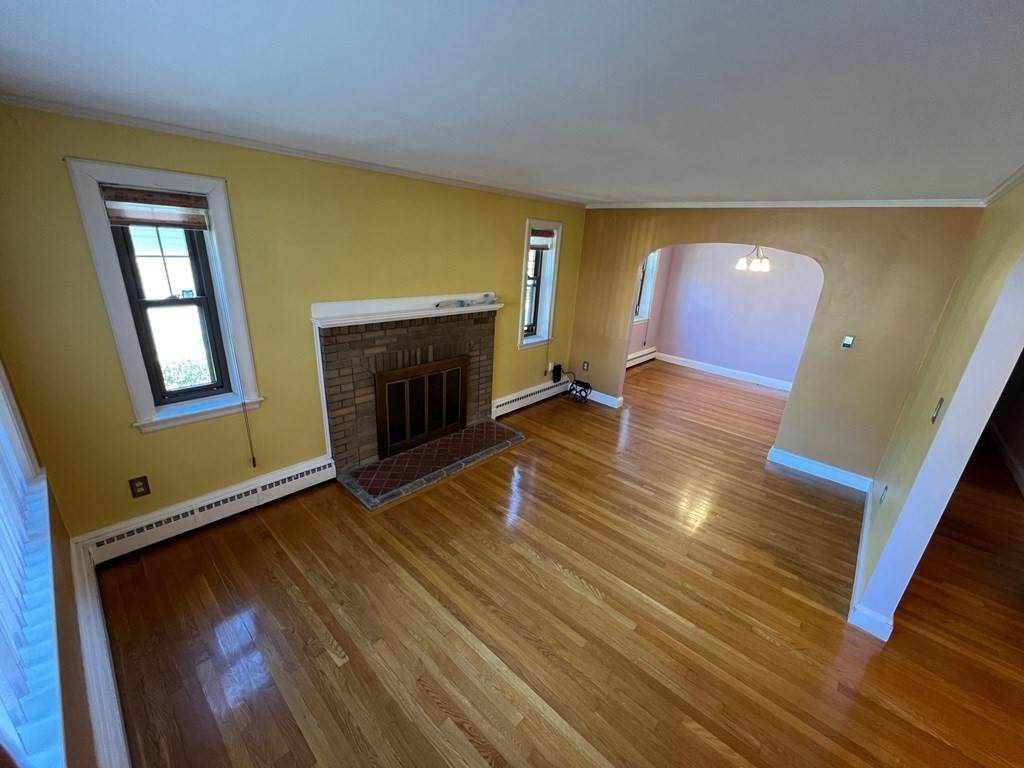 202 Orient Ave - Photo 1
