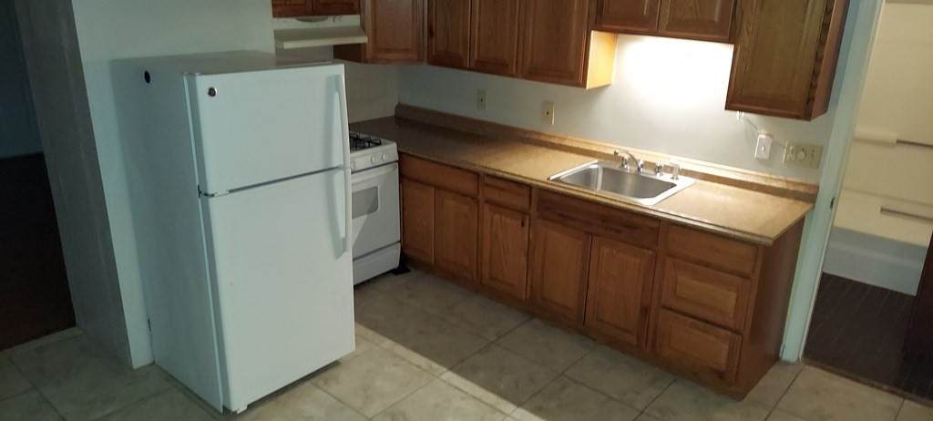 26 Trenton - Photo 1