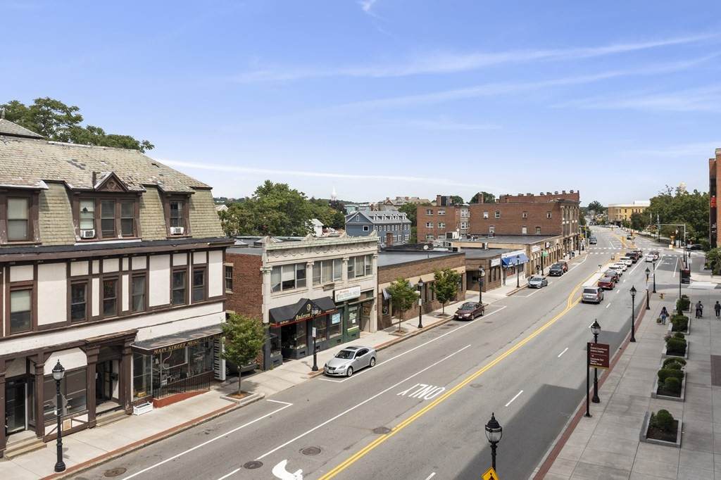 711-717 Main Street - Photo 1