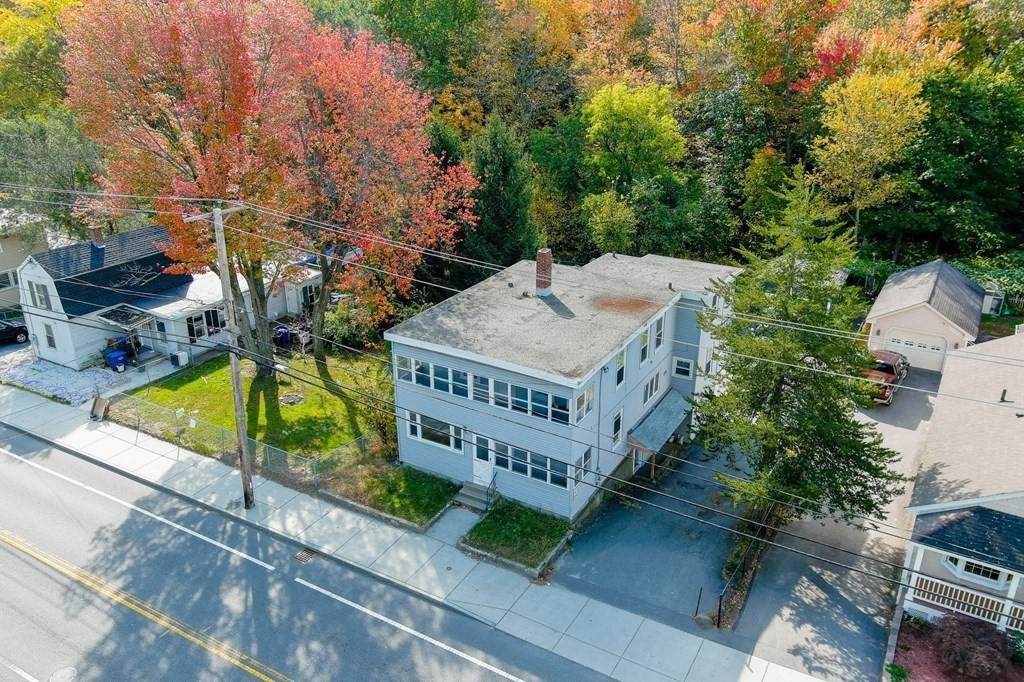389 Mechanic St - Photo 1