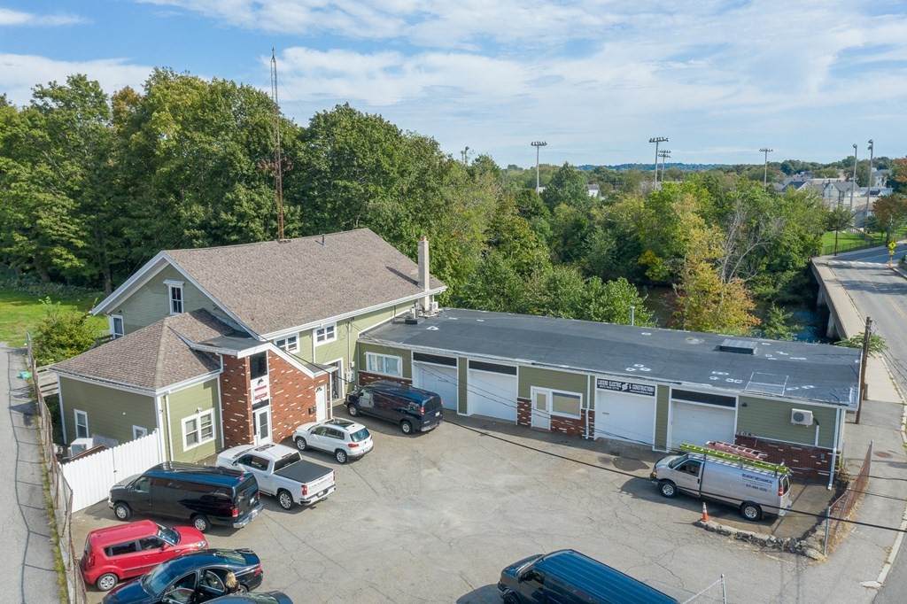 108 Elm St - Photo 1