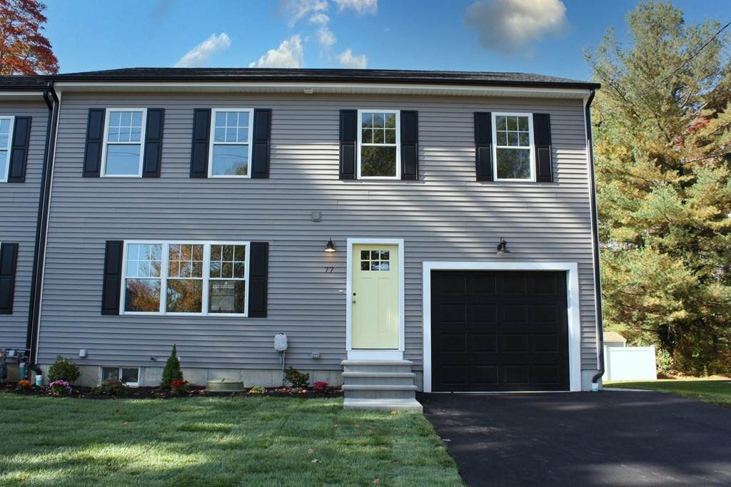 77 Lambeth St - Photo 1