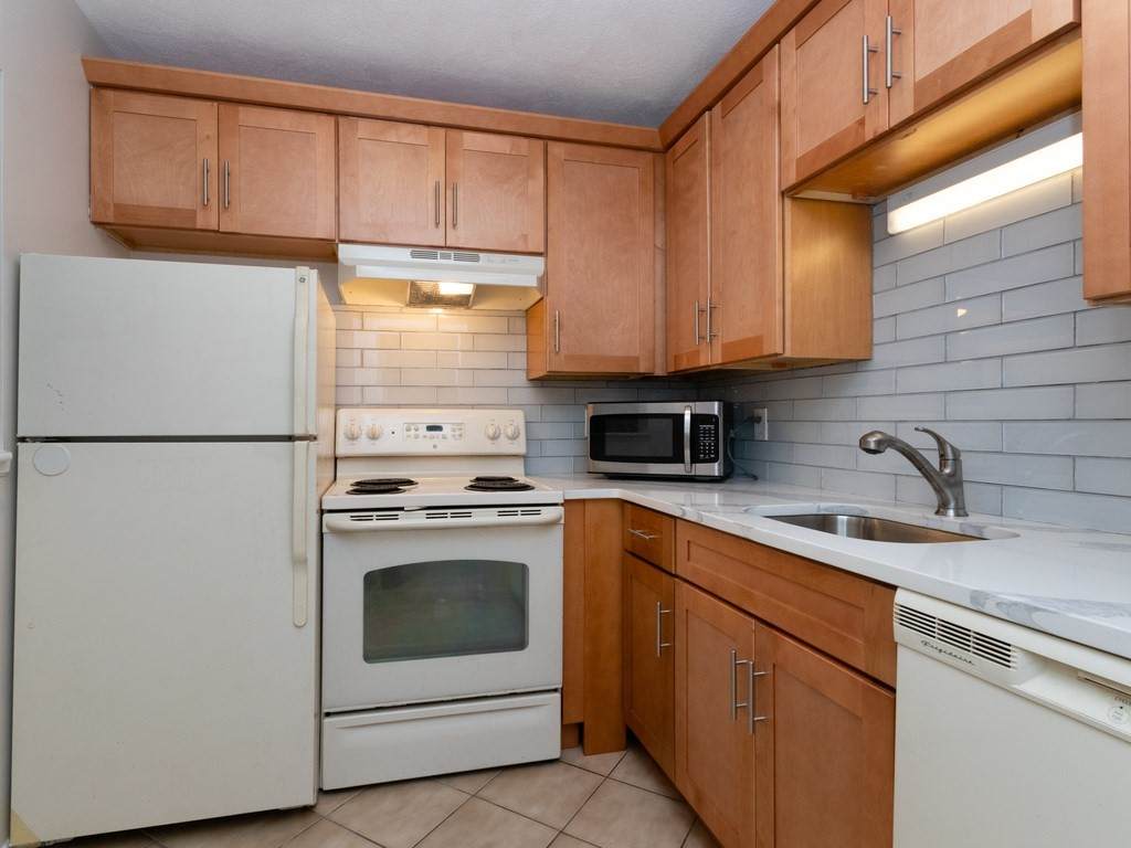 59 Highland Glen Dr - Photo 1