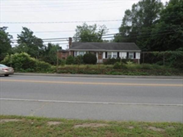 1076 Central Street - Photo 1
