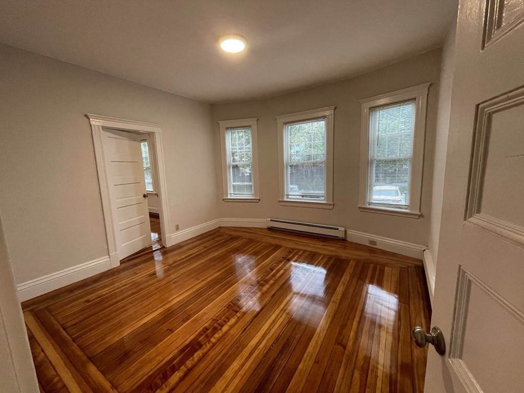 171 Tremont St - Photo 1