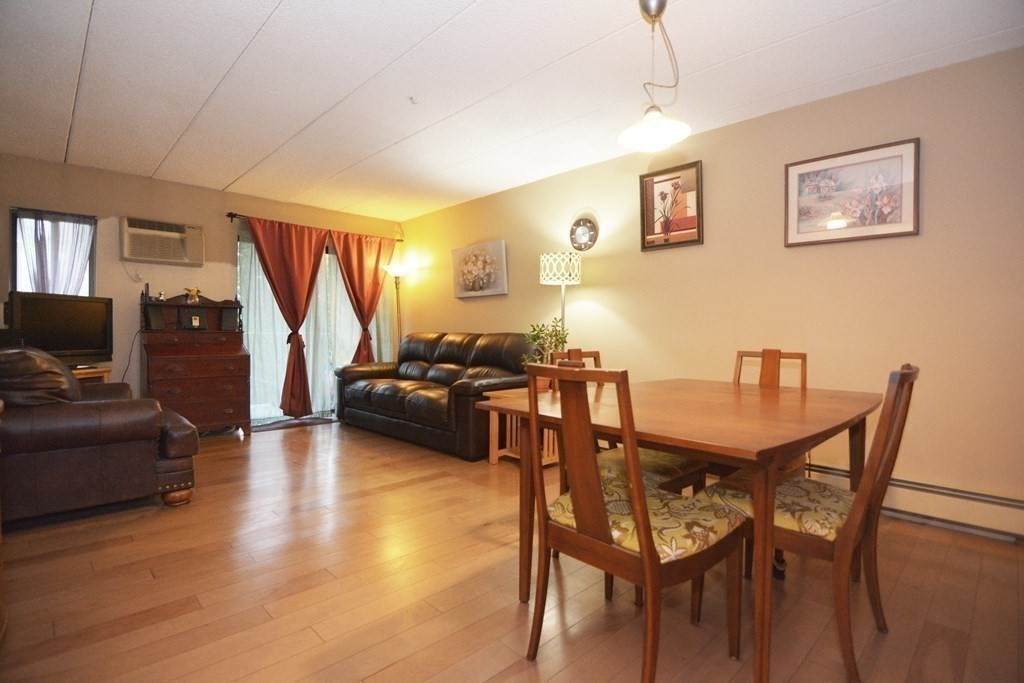 157 Franklin St - Photo 1