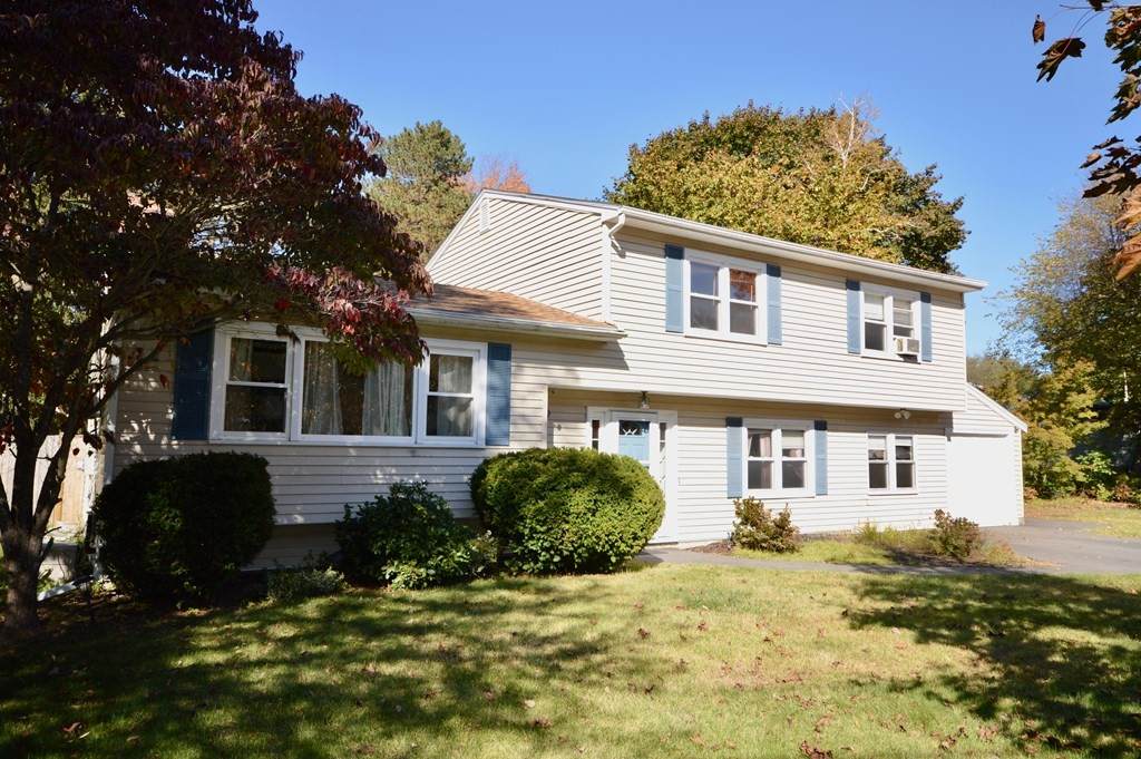73 Roy Ave - Photo 1
