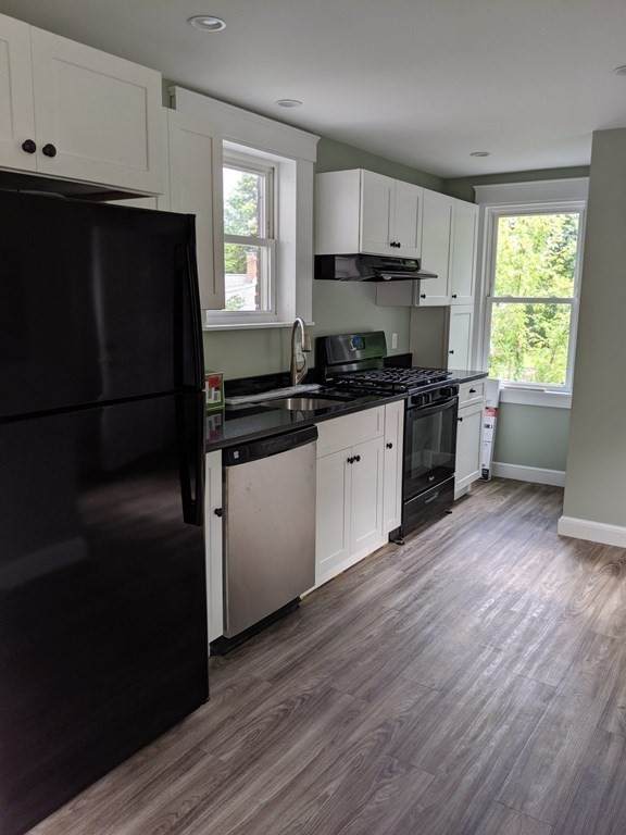 2 Fremont - Photo 1