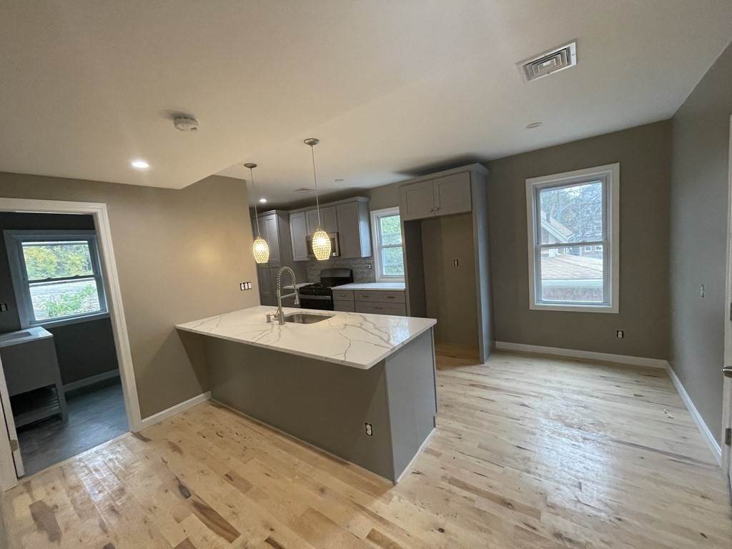 1 Theriault - Photo 1