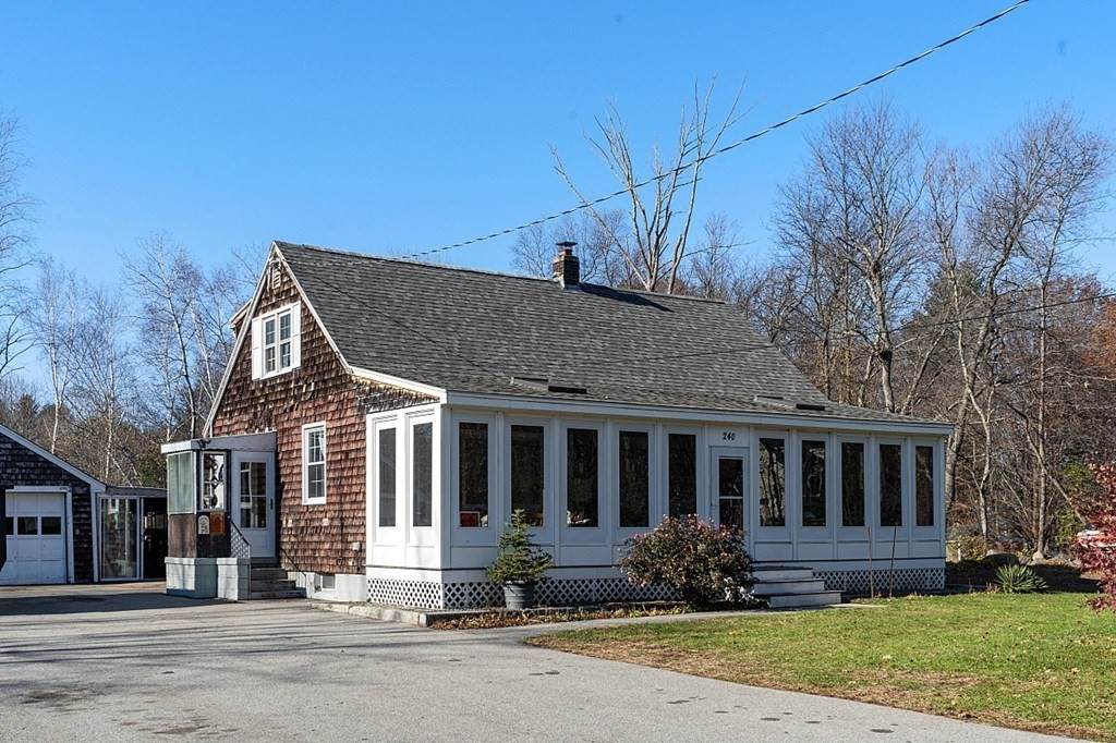 240 Liberty St - Photo 1