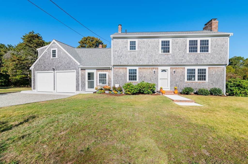 20 Stoughton Ln - Photo 1