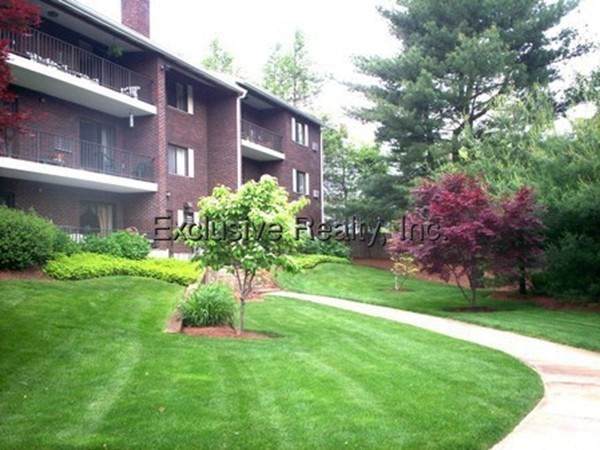 2320 Commonwealth Ave - Photo 1
