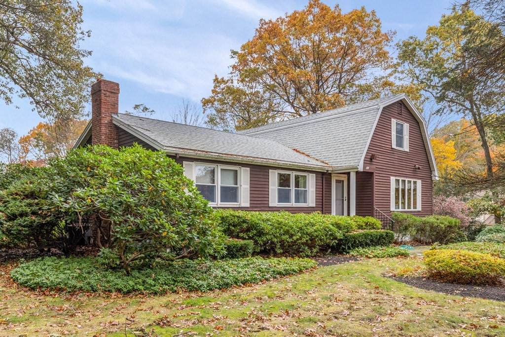 511 Chadwick Rd - Photo 1