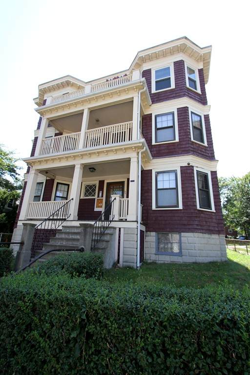 475 Ashmont - Photo 1