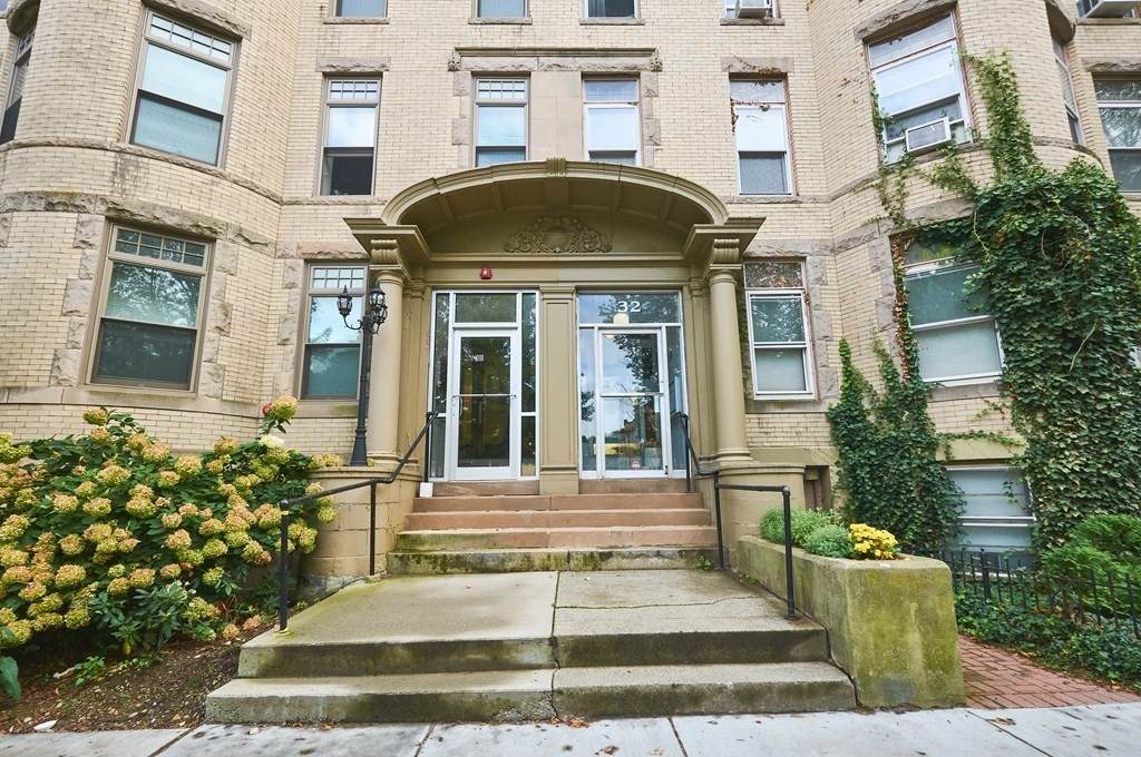 32 Winchester Street - Photo 1