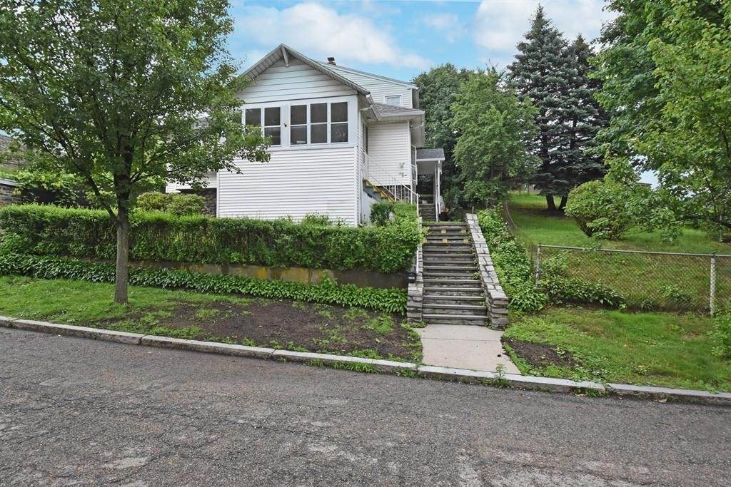 63 Standish - Photo 1