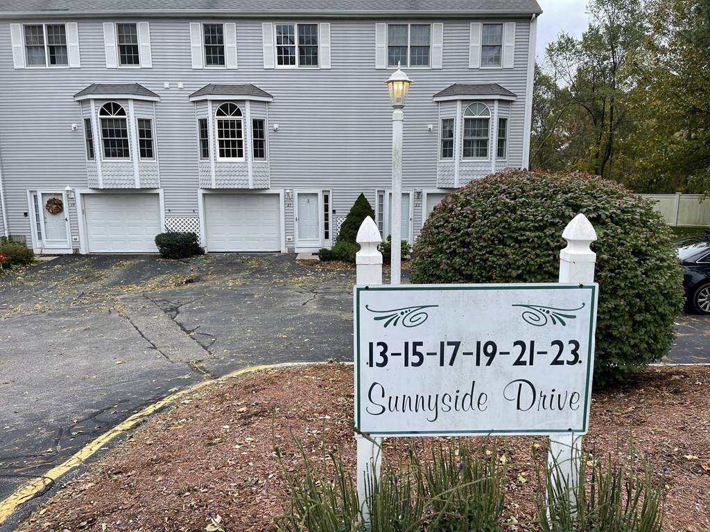 21 Sunnyside Dr - Photo 1